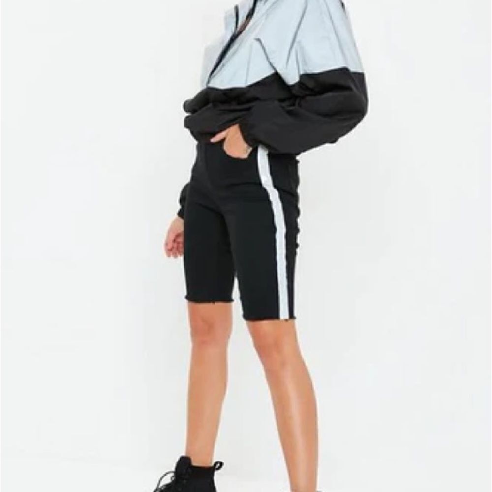 NEW Missguided Reflective Black Jean Bike Short US 6
